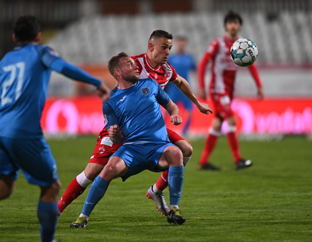 Își vinde Dinamo un om de bază în Serie A? Cine e vedeta dorită de Cagliari