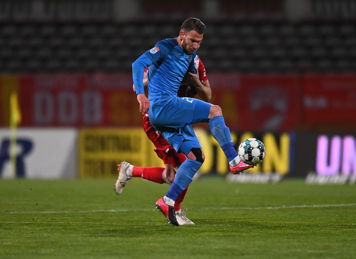 Cornel Dinu, furios! Acuză un șef de la Dinamo: „Transferă o morsă și o alpaca pentru comisioane!” + cere un fost jucător în conducere