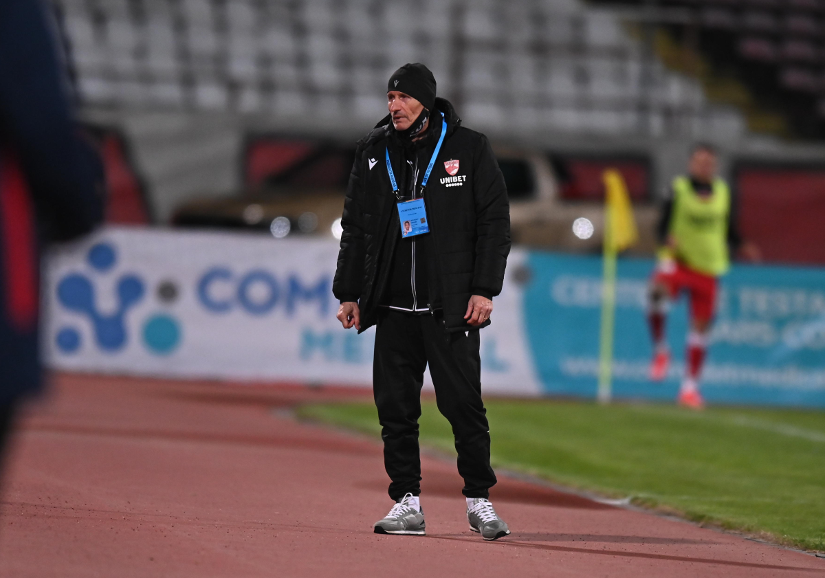 Dinamo, ofertă pentru înlocuitorul lui Gigi Mulțescu! Ce răspuns a dat
