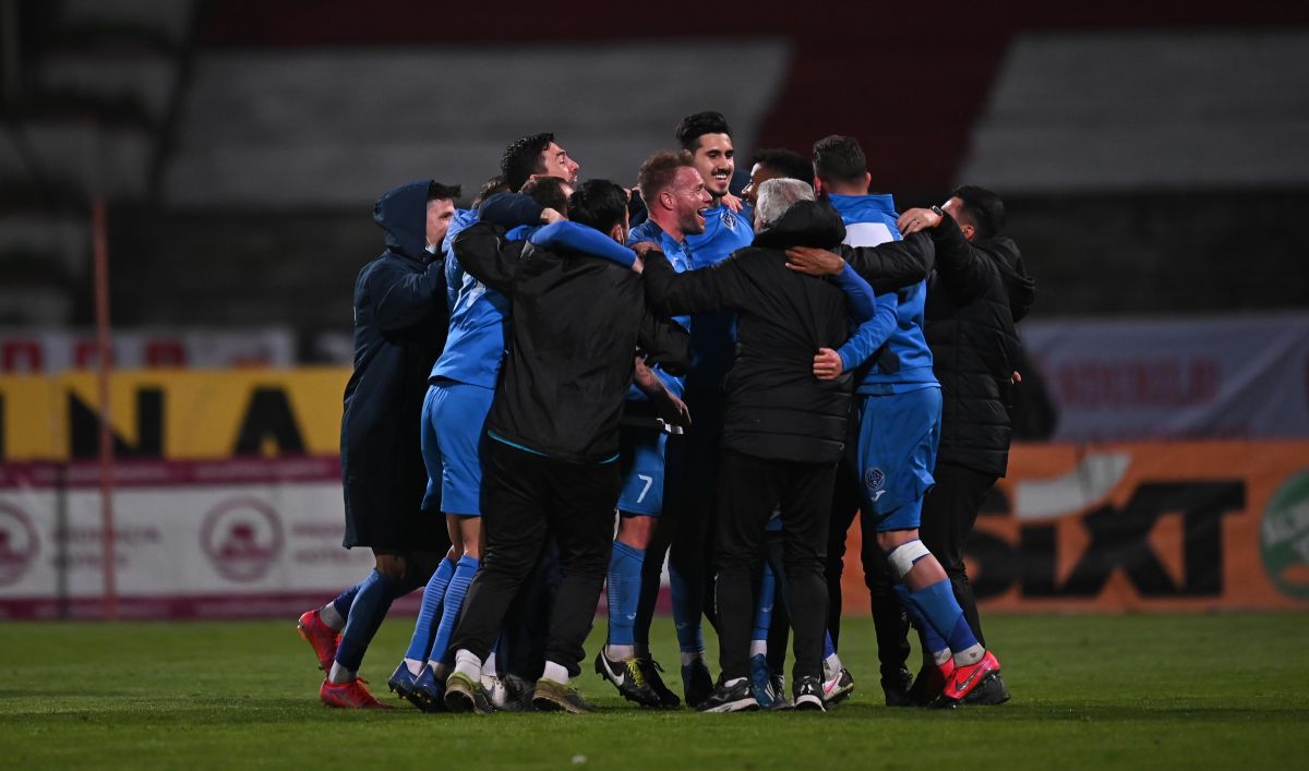 Își vinde Dinamo un om de bază în Serie A? Cine e vedeta dorită de Cagliari