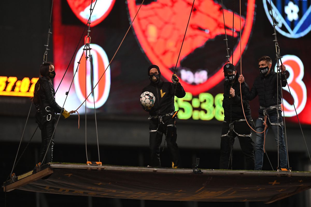 „The Rise”, eveniment Dinamo - Clinceni: Balon cu aer cald în Ștefan cel Mare