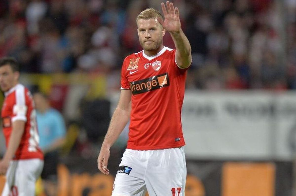 Asta îi mai lipsea lui Mulțescu! Nemec a plecat din cantonament și nu se știe când și dacă revine