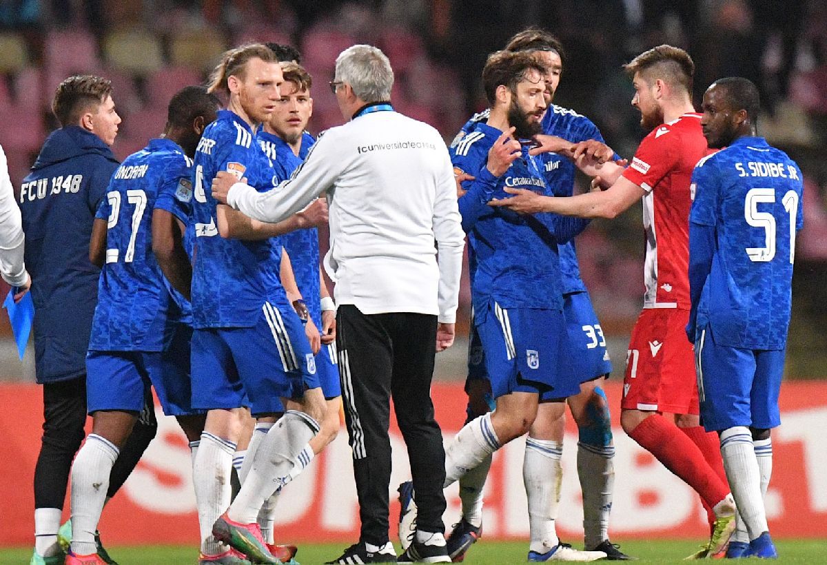 Speriați de retrogradare, fanii lui Dinamo propun o măsură disperată: ce le-au cerut șefilor pentru meciurile de baraj