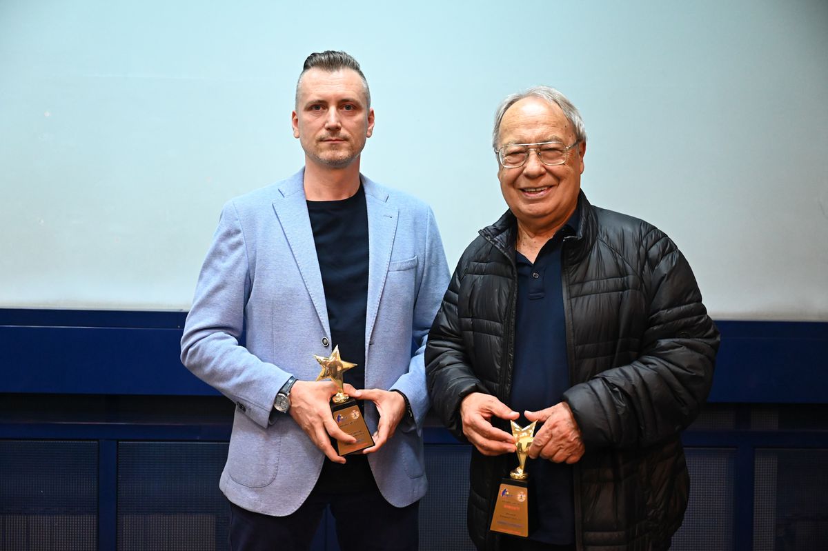 Hattrick GSP » Asociația Presei Sportive din România și-a decernat premiile: Ovidiu Ioanițoaia, Cătălin Țepelin și Radu Cosașu, laureații Gazetei