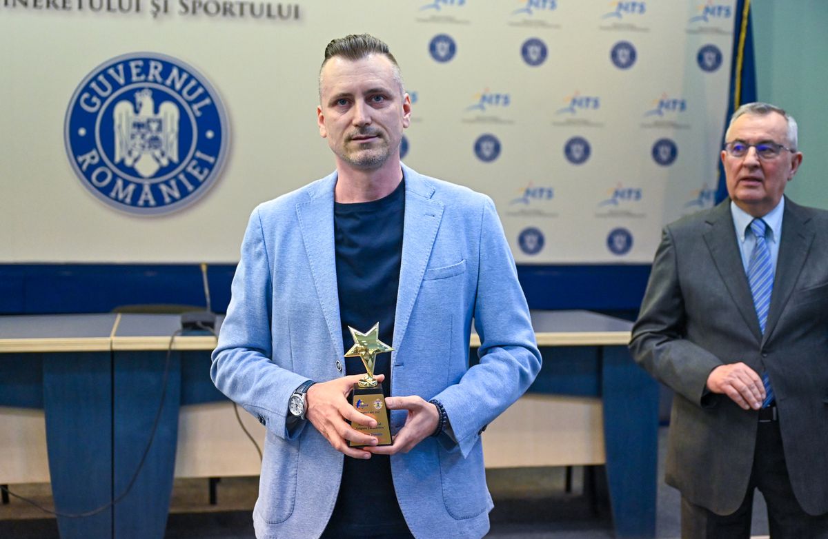 Hattrick GSP » Asociația Presei Sportive din România și-a decernat premiile: Ovidiu Ioanițoaia, Cătălin Țepelin și Radu Cosașu, laureații Gazetei