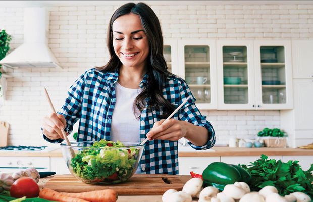 Ce ar trebui să facem pentru a trăi mai mult şi mai bine? Paul Săplăcan, dietetician nutriționist: „Lăsați sucurile de fructe, schimbați-vă mentalitatea”