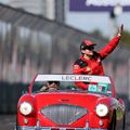 Charles Leclerc salutând publicul în Australia Foto Imago