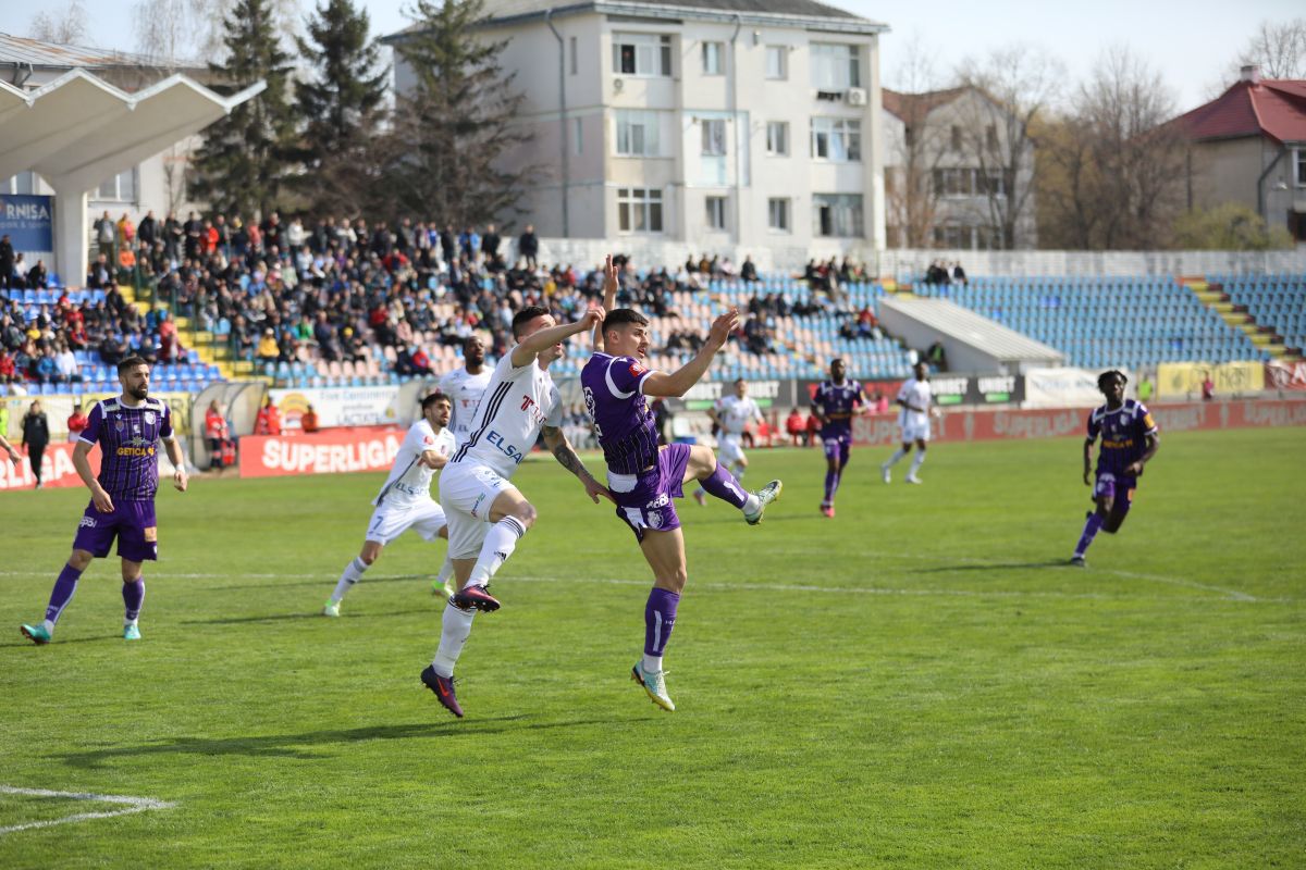 FC Botoșani - FC Argeș 1-0 » Mailat îi scufundă pe argeșeni! Clasamentul actualizat din play-out