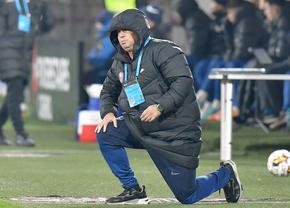 Asta-i ultima! Petrescu l-a exasperat pe Panduru: „Las-o încolo, am ajuns să comentăm și asta?!”