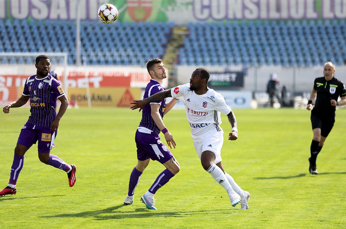FC Botoșani - FC Argeș 1-0 » Mailat îi scufundă pe argeșeni! Clasamentul actualizat din play-out