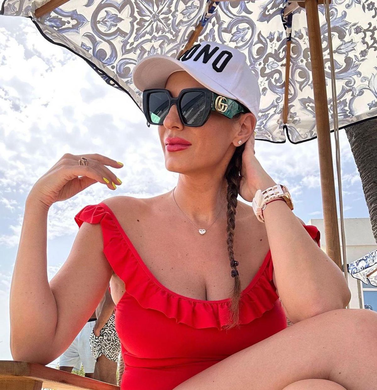 Șefa de Federație care întoarce toate privirile și-a stabilit noua destinație de vacanță: „Are un vibe foarte bun!”