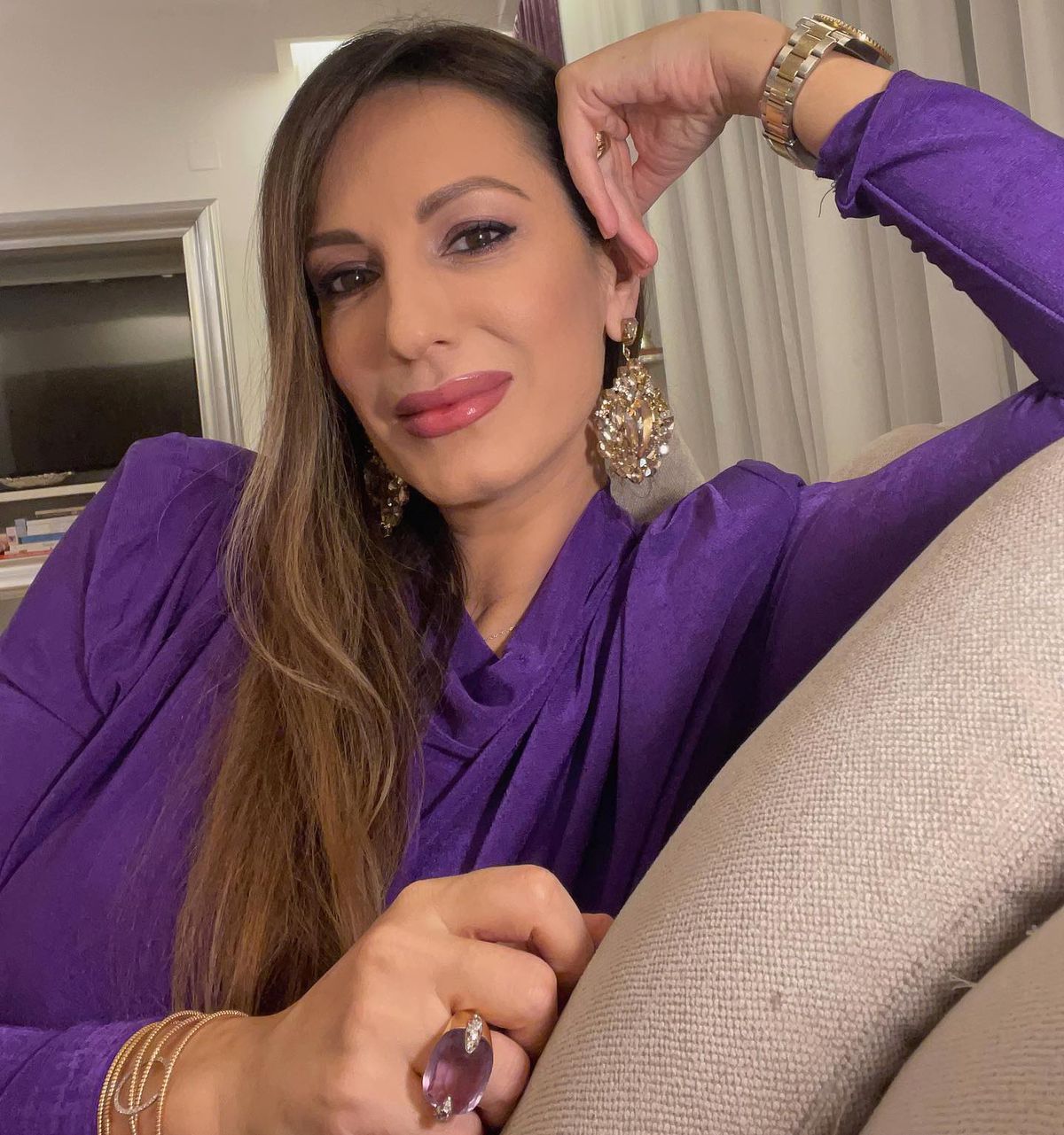 Irina Deleanu - arhivă aprilie 2024