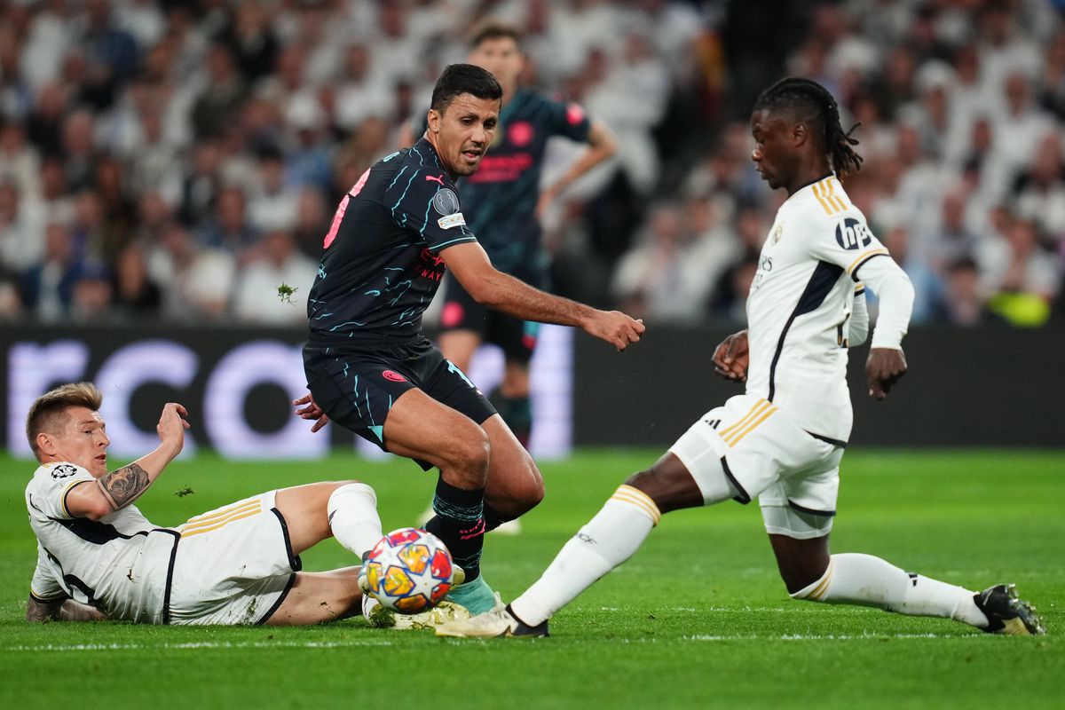 Splendoare în iarbă! Thriller cu reveniri și goluri superbe între Real și City, în „sferturile” UCL » Noul Clasic al fotbalului european a fost ca un foc de artificii în templul „Bernabeu”!