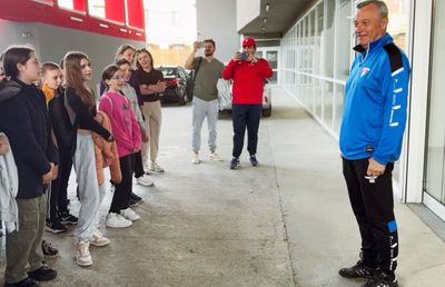 Surpriza de care a avut parte Mircea Rednic, în ziua în care a împlinit 62 de ani