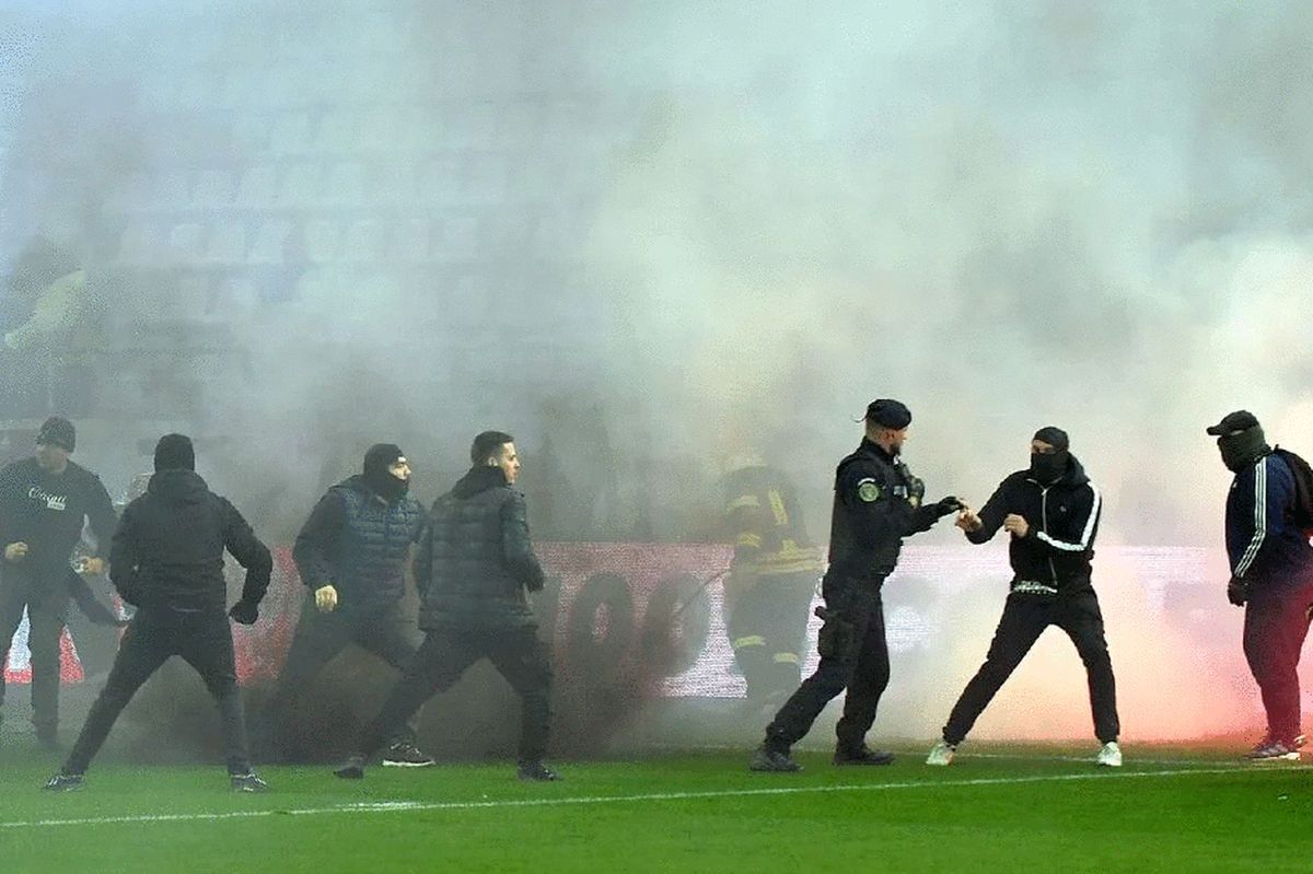 Dinamo și UTA Arad au primit verdictul de la Recurs! Cu câte etape de suspendare rămân după apel