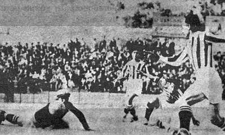 Imagine de la celebrul Panathinaikos - Olympiacos din 1930 Foto: Sport-fm.gr