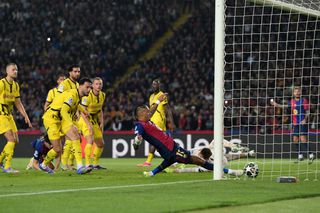 A văzut faza reprizei din Barcelona - Borussia Dortmund și s-a pronunțat: „Asta este lăcomia”