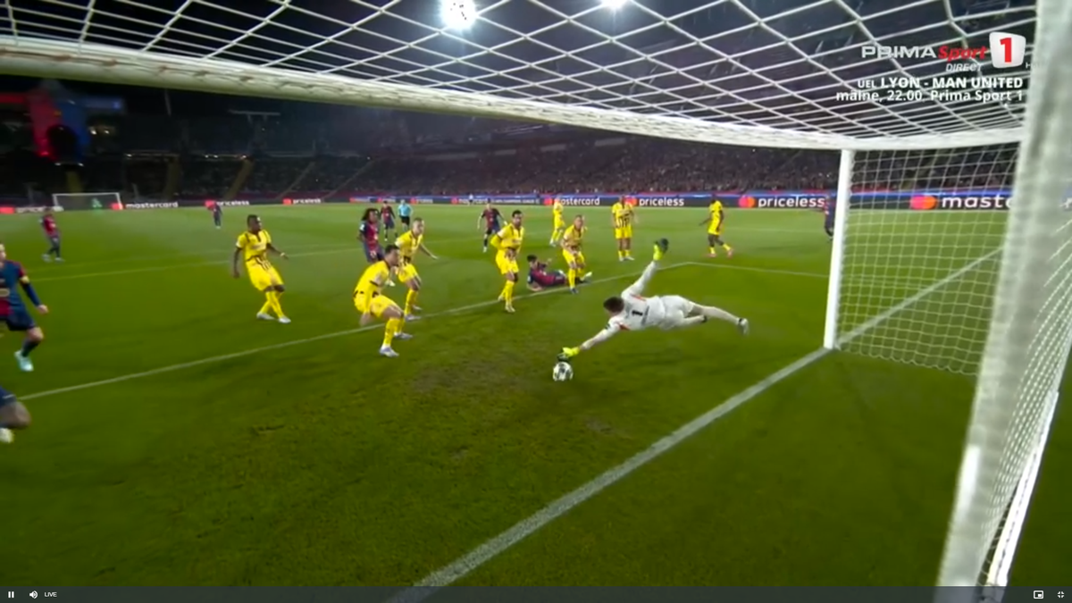 Golul lui Raphina din Barcelona - Borussia Dortmund