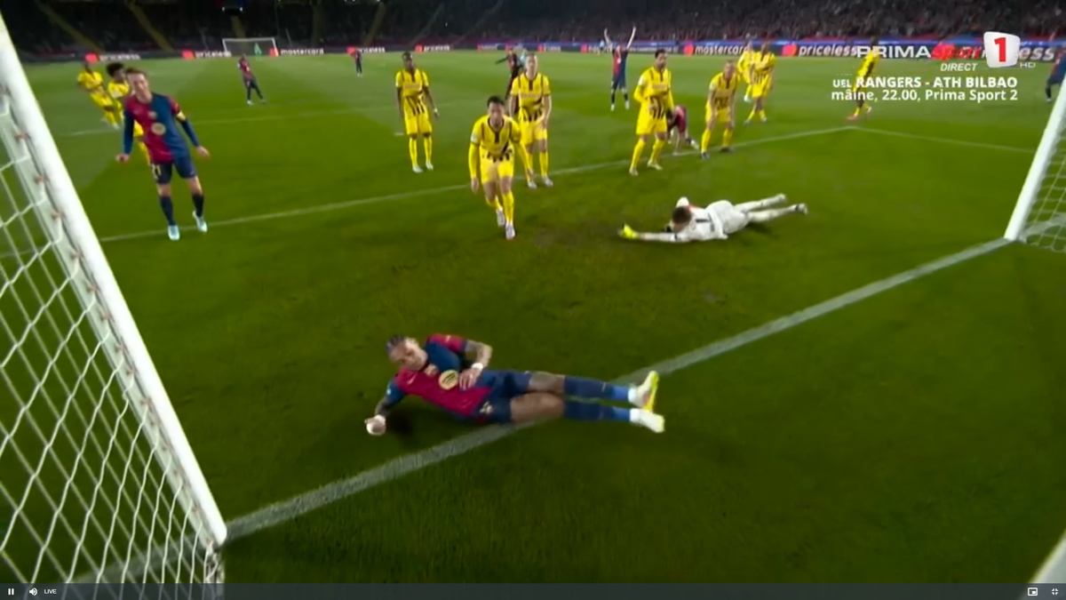 Golul lui Raphina din Barcelona - Borussia Dortmund