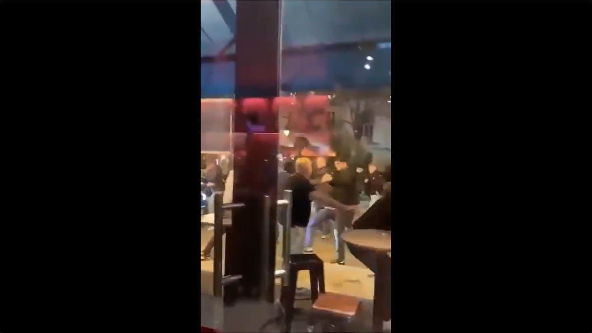 Scene violente înainte de sfertul din Champions League » Bătaie în stradă la Paris