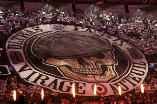 Războiul a continuat și în stadion » Ce a apărut în peluză, chiar sub ochii Prințului William: „Din ordinul ultrașilor lui Paris SG”