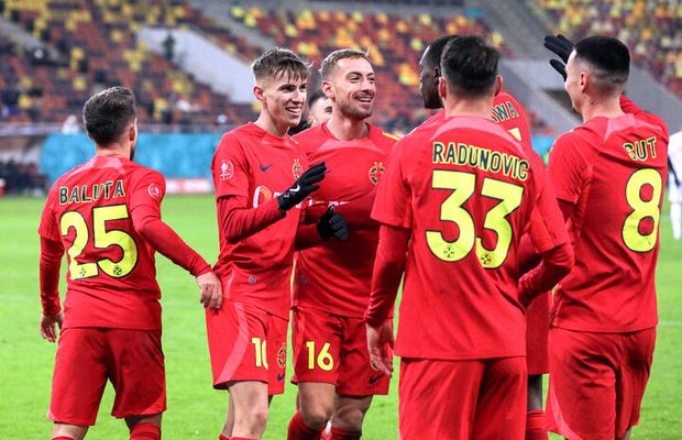 Două noutăți la FCSB, înaintea deplasării din Bănie: „Asta e cert”