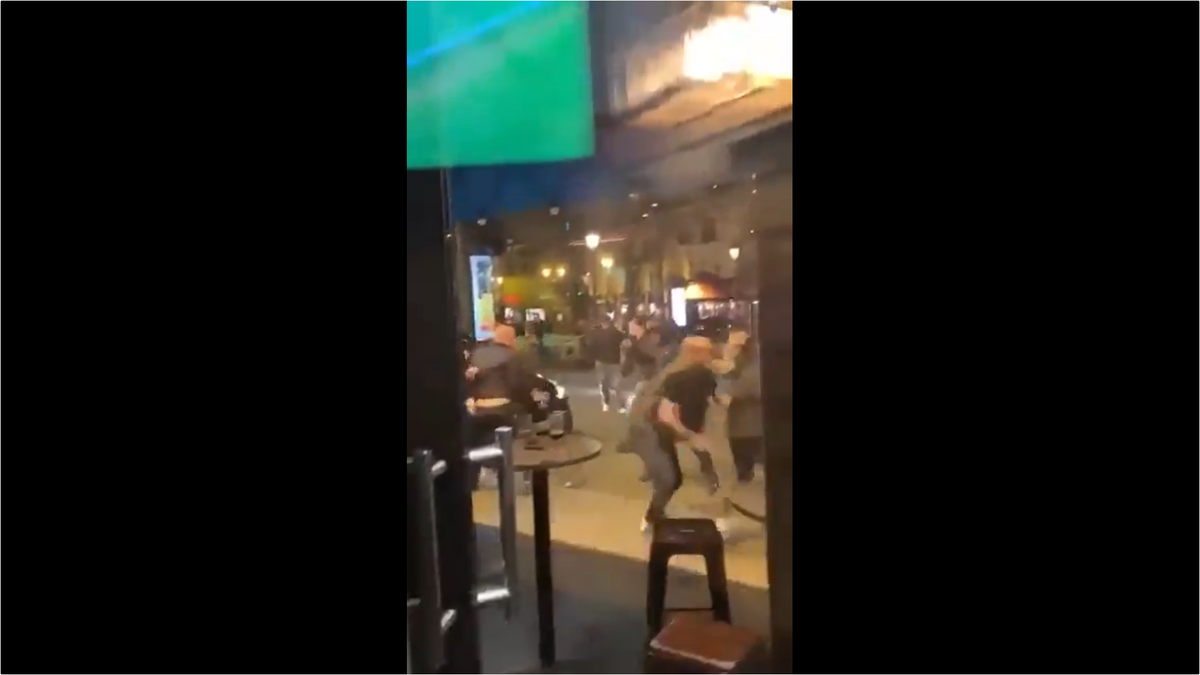 Scene violente înainte de sfertul din Champions League » Bătaie în stradă la Paris