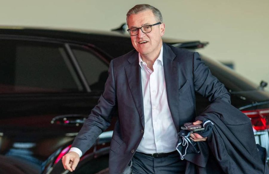 Președintele Jan-Christian Dreesen a dezmințit zvonurile că Thomas Muller nu va pleca la vară de la Bayern Thomas Muller după golul marcat cu Inter: „Tiroida m-a înnebunit!” » Ce șanse îi acordă Bayern să mai rămână