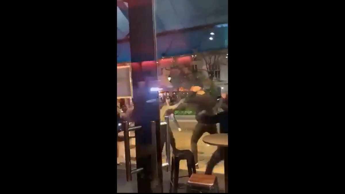 Scene violente înainte de sfertul din Champions League » Bătaie în stradă la Paris