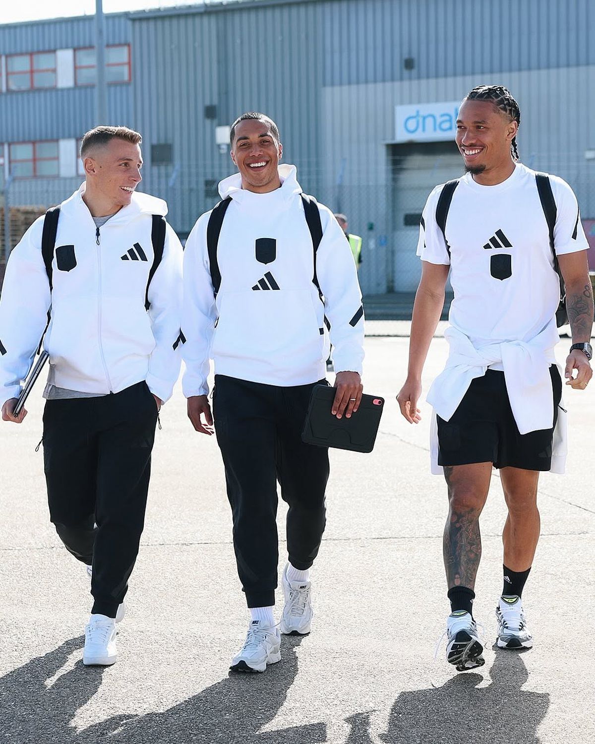 Emiliano Martinez nu se dezminte! Detaliul cu care i-a provocat pe francezi înainte de PSG - Aston VIlla