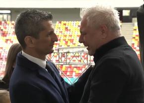Marius Șumudică nu și-a putut stăpâni lacrimile la căpătâiul lui Mircea Lucescu: „M-ai făcut antrenor, m-ai făcut om și nu voi uita niciodată lucrurile astea”