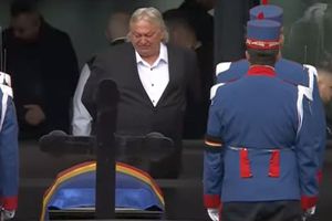 Sicriul lui Mircea Lucescu, depus și azi la Arena Națională » Informații de la stadion