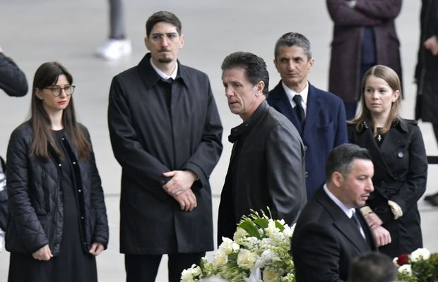 Cum l-a numit Gică Popescu pe cel care a fost Mircea Lucescu: „Aseară mi-au tremurat genunchii când l-am văzut pe Camp Nou”