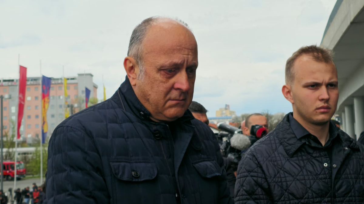 Șucu, în lacrimi la catafalcul lui Lucescu