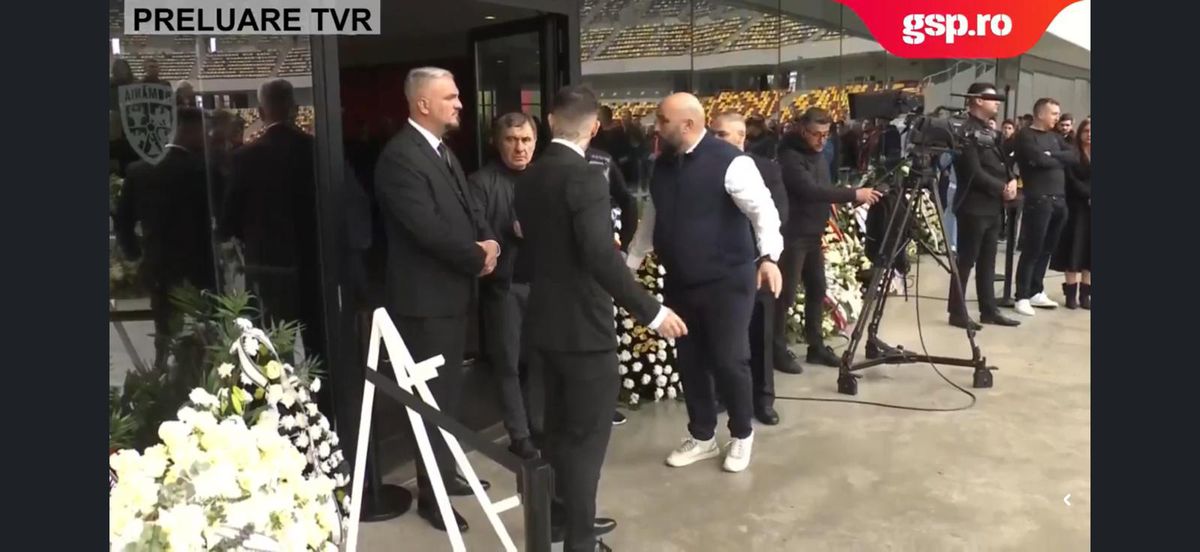 Hagi, la a doua zi de priveghi de la Arena Națională