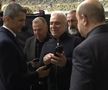 Jurnalistul turc care i-a pupat mâna lui Mircea Lucescu a făcut la fel cu Răzvan