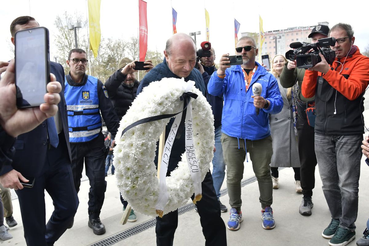 Priveghi în memoria lui Mircea Lucescu - 9 aprilie