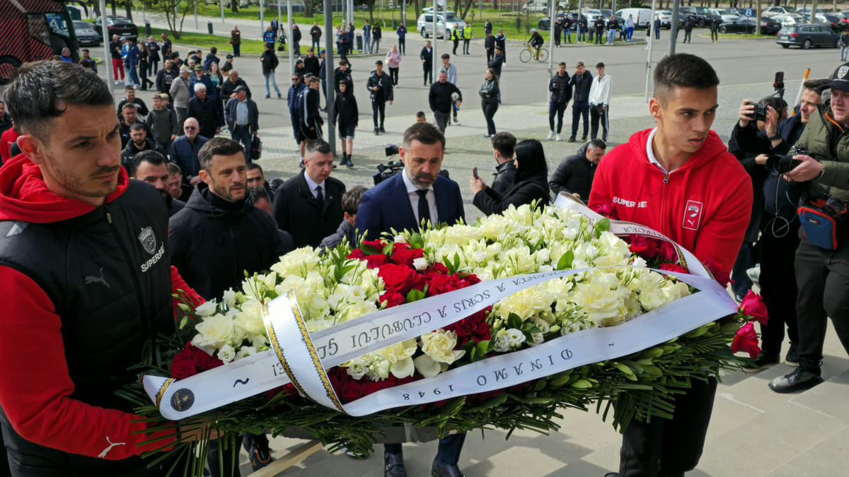 Delegația lui Dinamo, la sicriul lui Mircea Lucescu
