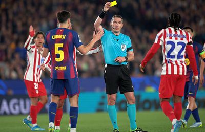 Catalanii, fără milă cu Istvan Kovacs după Barcelona - Atletico: „10 contra 12! De parcă n-ar fi fost plătită polița față de UEFA”