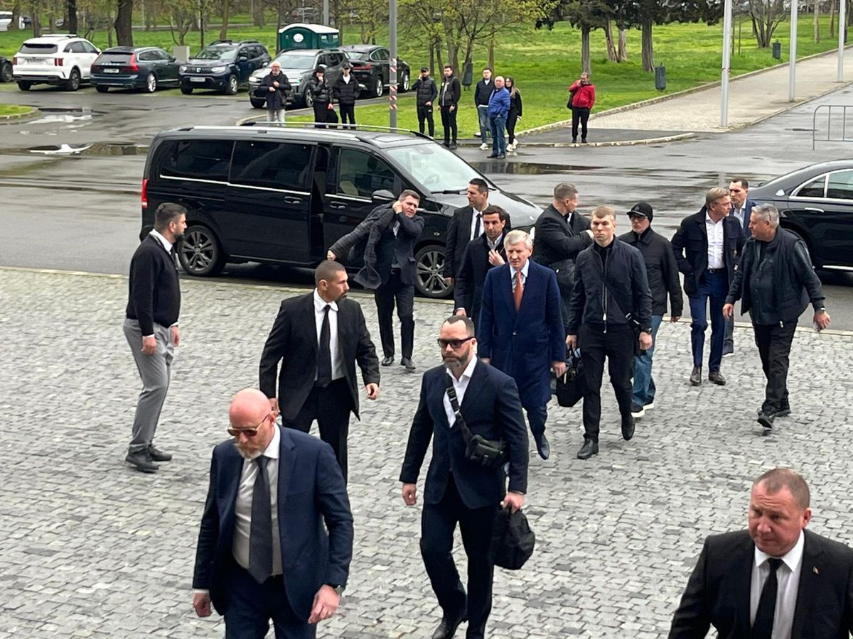 Imagini răvășitoare cu Rinat Ahmetov, pe Arena Națională! L-a îmbrățișat pe Răzvan Lucescu și a venit alături de căpitanul lui „Il Luce” din perioada Șahtior