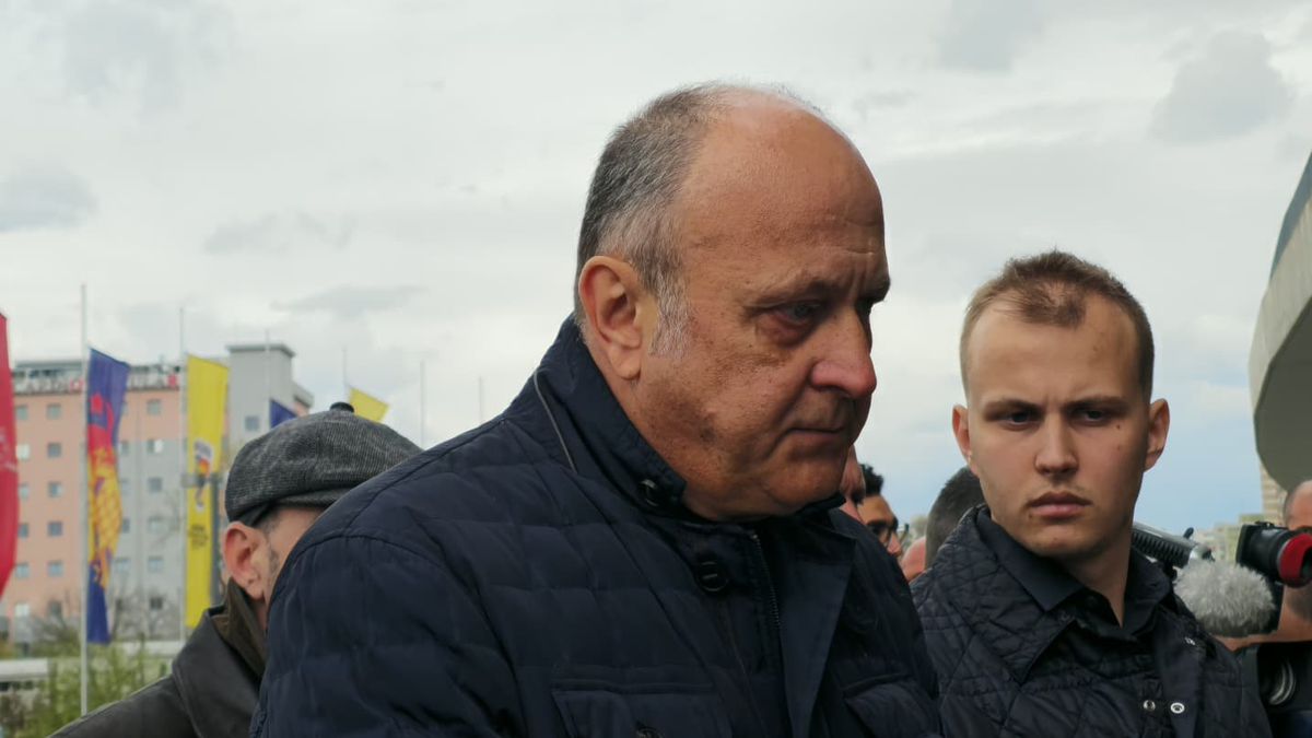 Șucu, în lacrimi la catafalcul lui Lucescu