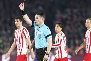 Un fost arbitru FIFA îl face praf pe Istvan Kovacs: „Nu știe regulamentul și va arbitra la Cupa Mondială! Să fluiere la «tineret»”