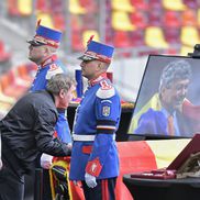 Gică Hagi a venit la priveghiul lui Mircea Lucescu / Foto: Cristi Preda GSP