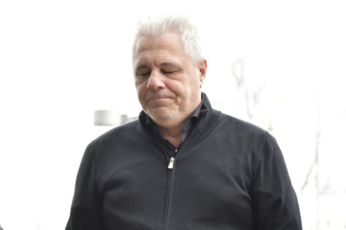 Marius Șumudică nu și-a putut stăpâni lacrimile la căpătâiul lui Mircea Lucescu: „M-ai făcut antrenor, m-ai făcut om și nu voi uita niciodată lucrurile astea”