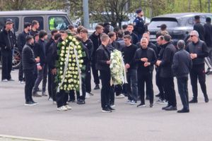 Sicriul lui Mircea Lucescu, depus și azi la Arena Națională » Toate informațiile de la stadion