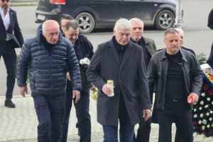 Sicriul lui Mircea Lucescu, depus și azi la Arena Națională » Toate informațiile de la stadion