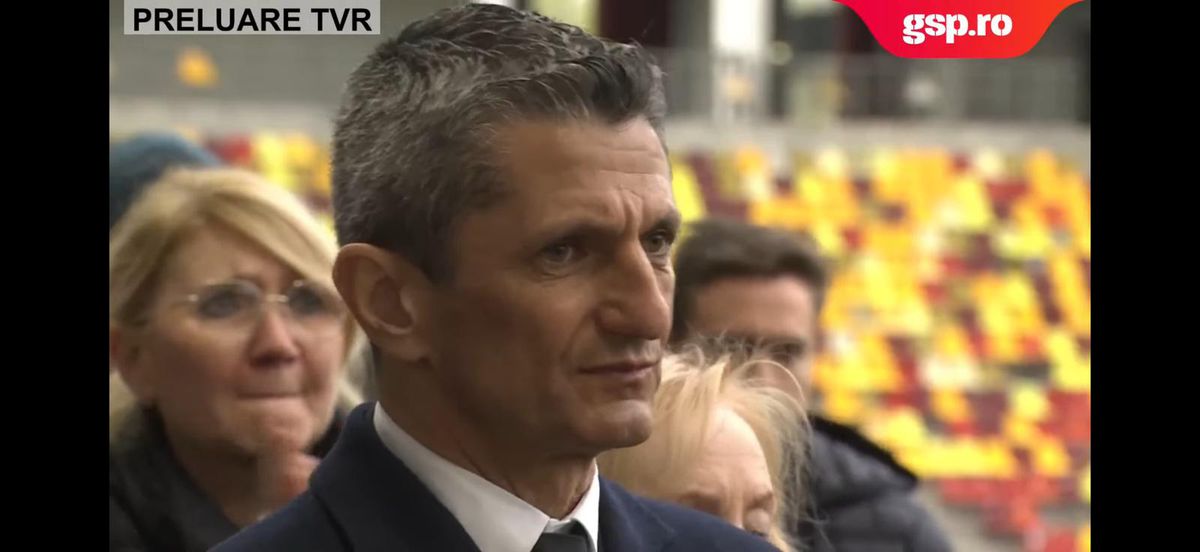 Fanii lui Dinamo i-au strigat numele lui Mircea Lucescu pentru ultima oară » Imagini sfâșietoare cu Răzvan Lucescu