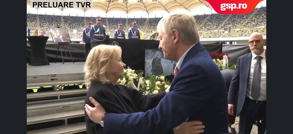 Fanii lui Dinamo i-au strigat numele lui Mircea Lucescu pentru ultima oară » Imagini sfâșietoare cu Răzvan Lucescu