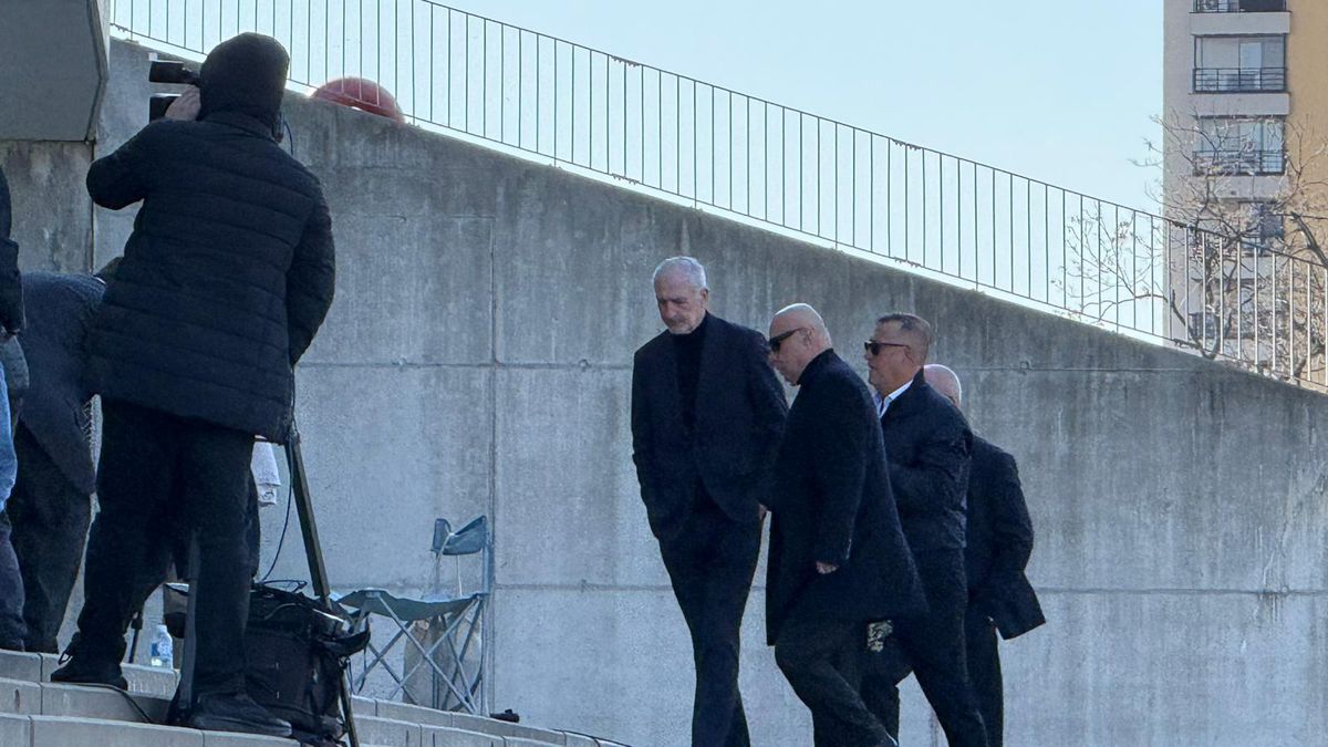 A doua zi de priveghi în memoria lui Mircea Lucescu