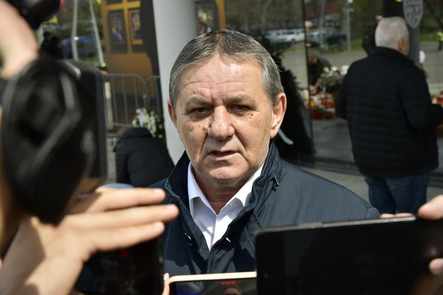 Gabi Balint a deschis ușa casei, la Sângeorz-Băi » Spumos la 40 de ani de la Sevilla: „În timp ce mergeam să bat penalty-ul, îl înjuram în gând pe Lăcătuș”